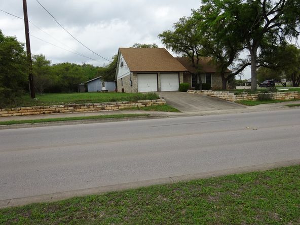 Office For Lease: 1901 W New Hope Dr, Cedar Park, TX 78613